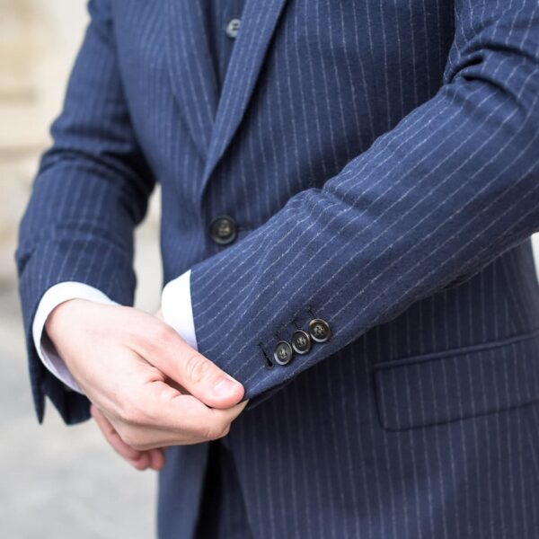 Bas-de-manches-avec-bouton-50-DH.jpg Bas de manches avec bouton