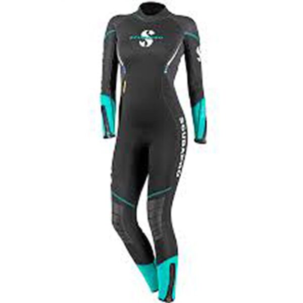 Combinaison-femme-30-DH.jpg Combinaison Sport