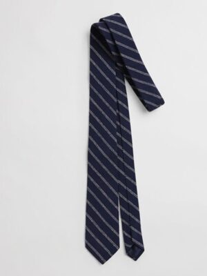 Cravate.jpg Cravate.