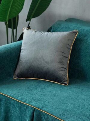 Housse-de-canape-moderne-en-laine-velours-40-DH.jpg Housse de canapé moderne en laine velours