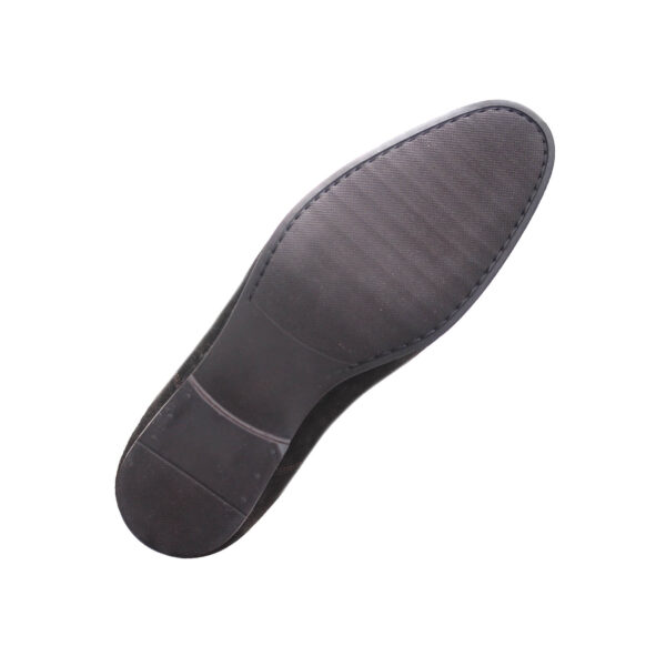 Ressemelage cousu en caoutchouc