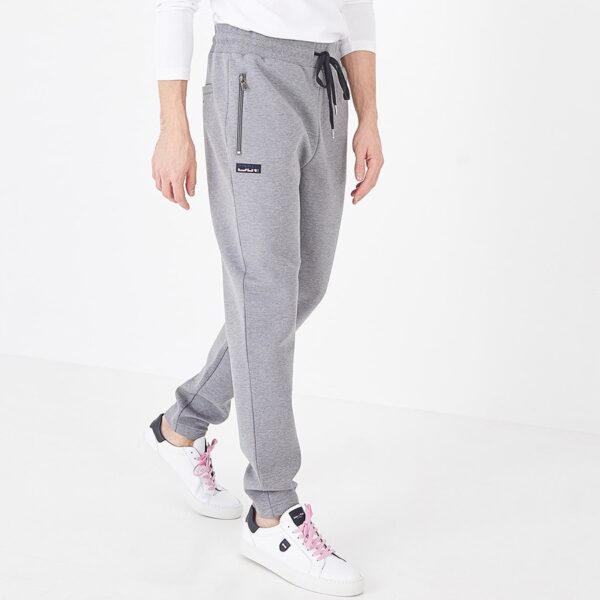 Survetements-Jogging-haut-et-pantalon-30-DH.jpg Survetements Jogging haut et pantalon